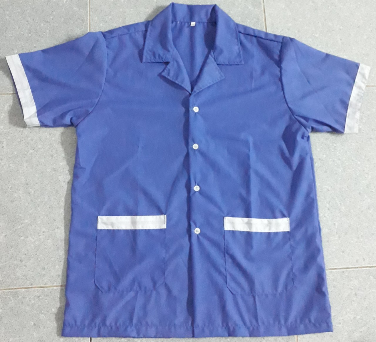 Áo tạp vụ chất kate siêu màu xanh phối trắng có sẵn